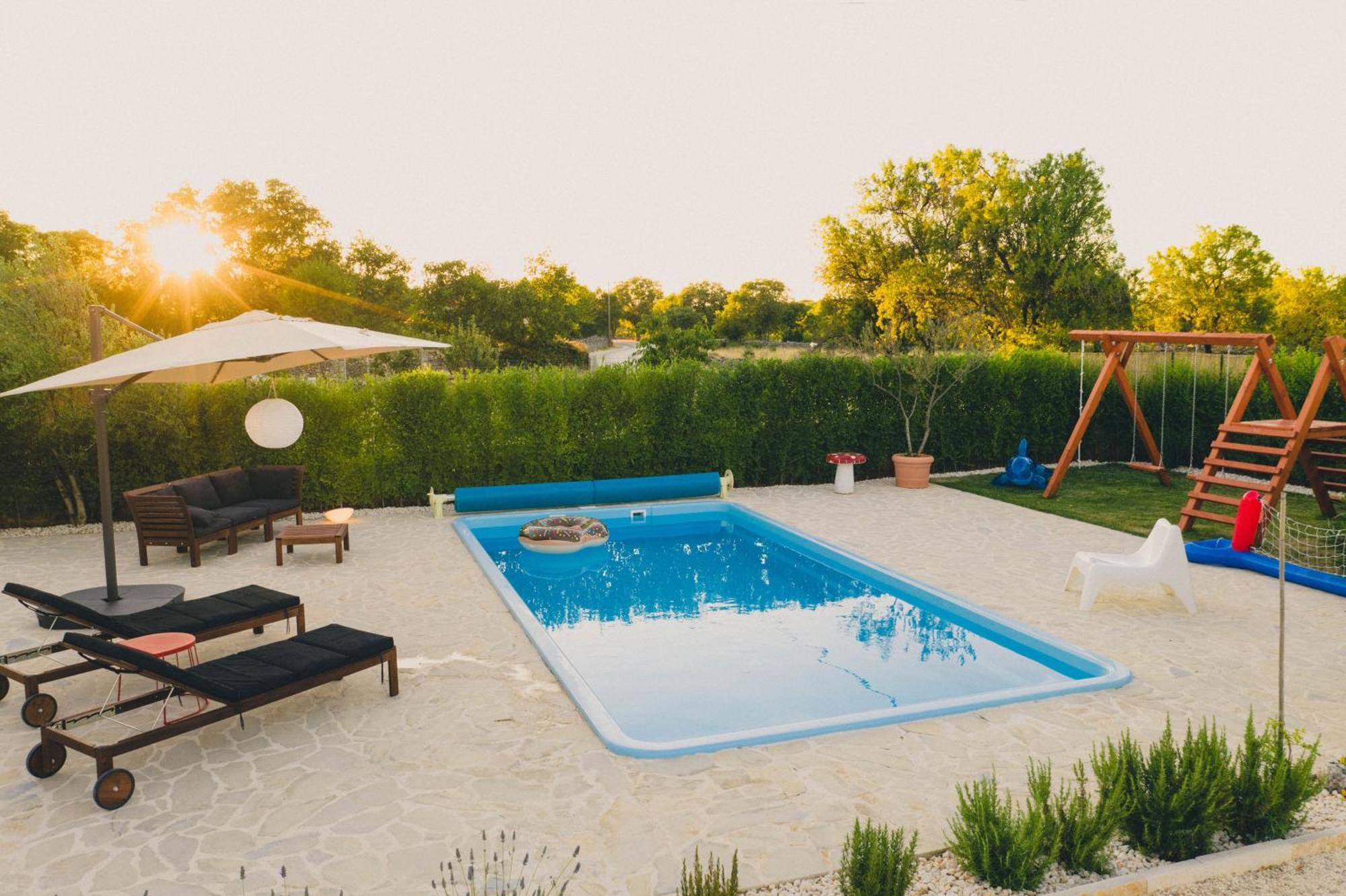Cozy Country Home With Heated Outdoor Pool Sibenik Luaran gambar