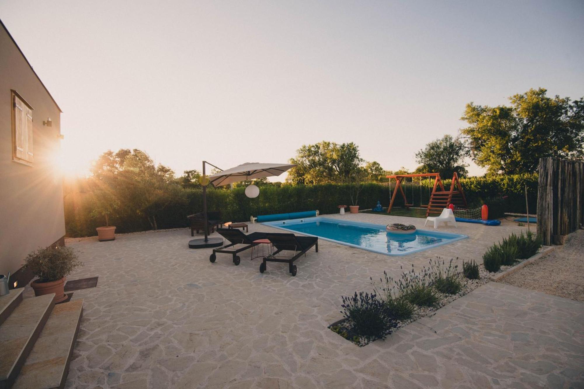 Cozy Country Home With Heated Outdoor Pool Sibenik Luaran gambar