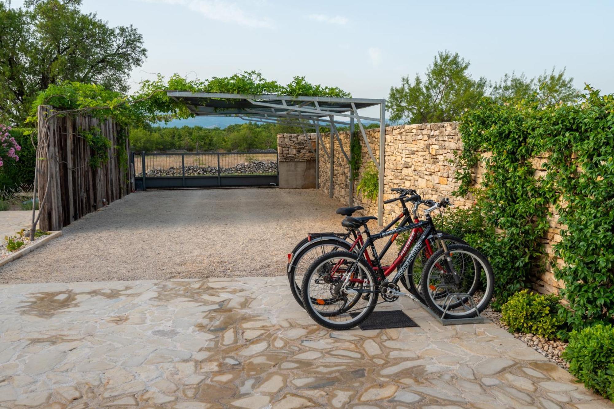 Cozy Country Home With Heated Outdoor Pool Sibenik Luaran gambar